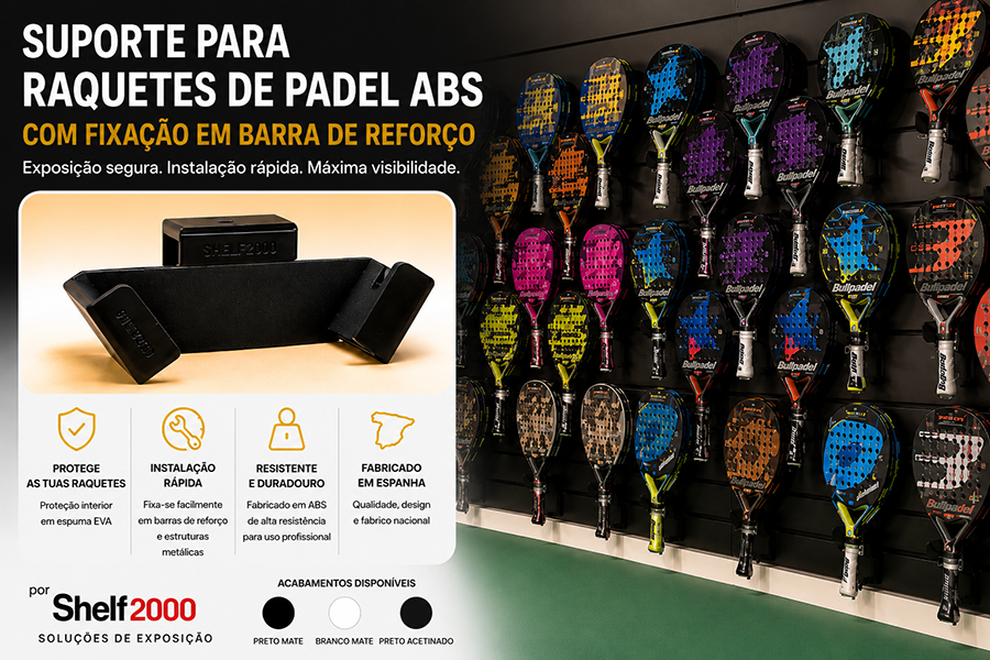 suporte para raquetes de padel em ABS com fixação em barra de reforço e proteção interior em espuma EVA.